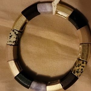 Universal Thread bracelet